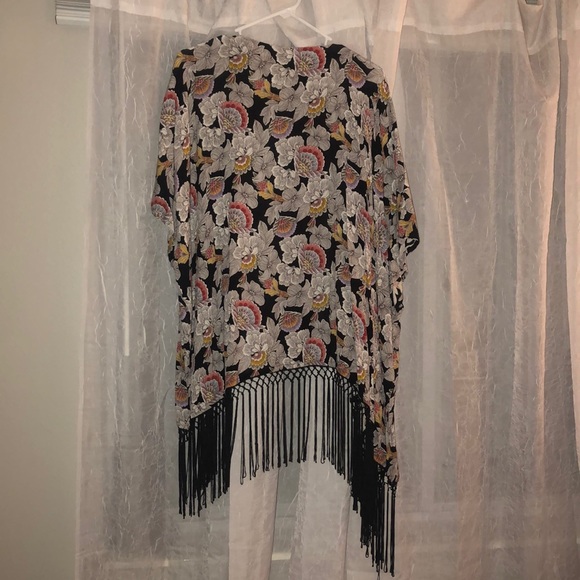 Cover up - Picture 2 of 2